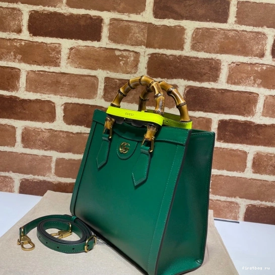 First bag ru Gucci bag tote Diana small 0820
